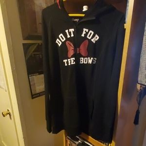 New torrid 2 disney hoodie with front zipper